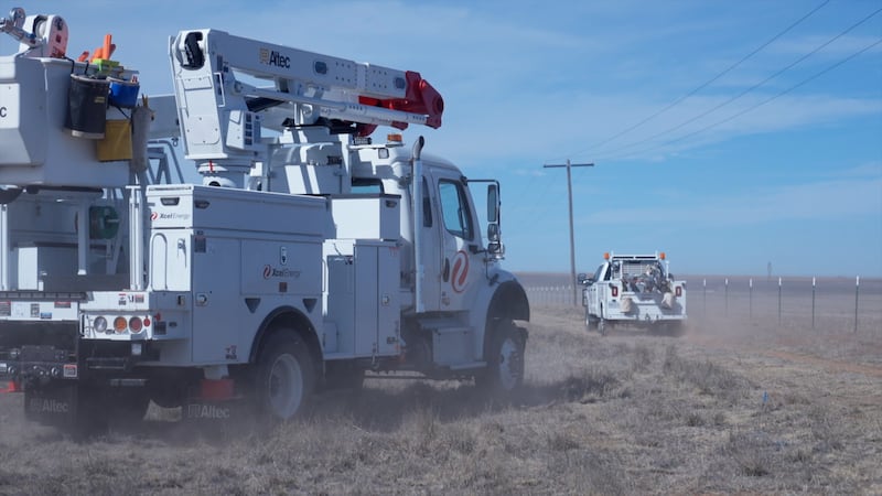 Con 2,500 millas de líneas eléctricas fuera de servicio como parte de este plan de seguridad...