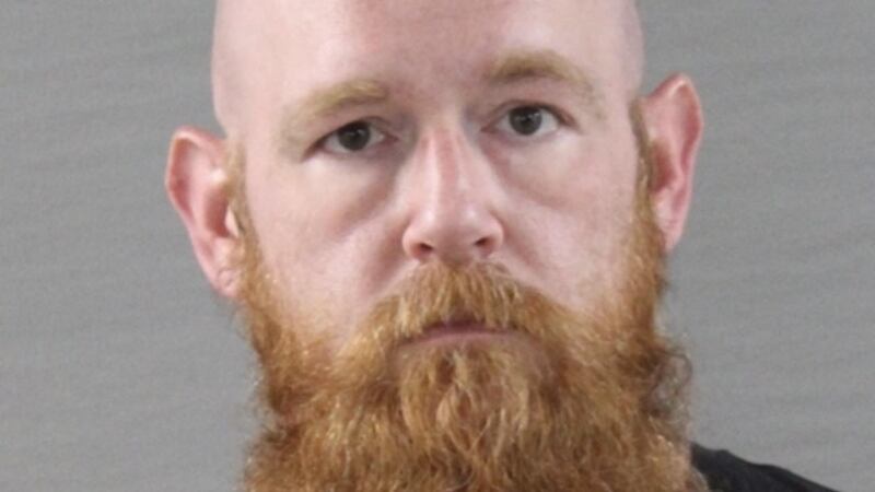 El 24 de septiembre, el gran jurado acusó a Dwight Merrell de agresión sexual agravada a un...