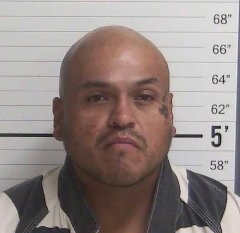 Clovis police arrest man after shots fired, chase along U.S. 70