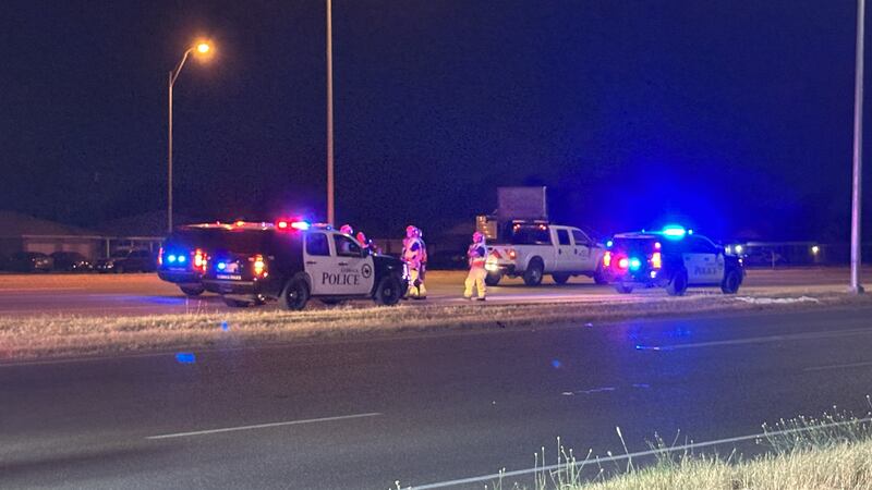 La policía de Lubbock nos dice que un peatón ha muerto después de una colisión en el bloque...