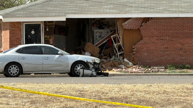 Aunque el testigo salió ileso físicamente, el trauma del tiroteo del domingo persiste.