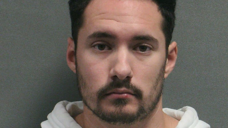 En octubre de 2024, Kegan Matthew Abram, de 28 años, fue acusado de dos delitos de abuso...