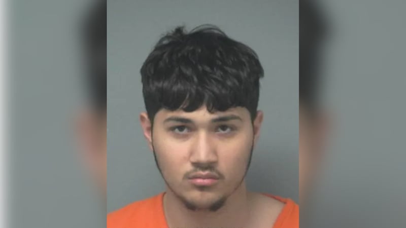 Lamar Tirson, de 20 años, es uno de los dos hombres acusados del asesinato a tiros de Juan...