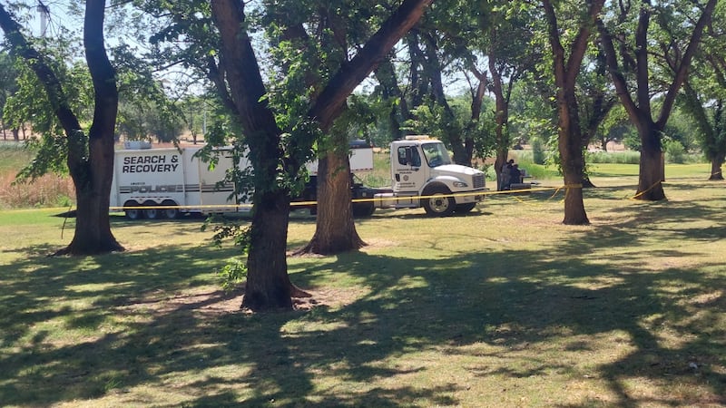 Según el Departamento de Policía de Amarillo, el equipo de búsqueda y recuperación está...