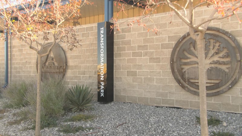 El coordinador de Coming Home, Justin Ward, afirma que recursos como este son esenciales,...