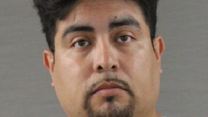 Jesús David Sauceda Jr. ha sido acusado formalmente por un acto indecente con un menor...