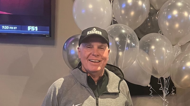 Randall Raiders celebrate Leslie Broadhurst reaching 700 career wins.