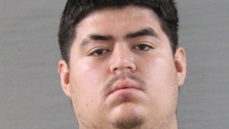 Isaak Gilberto Millán, de 20 años, fue trasladado al Centro de Detención del Condado Randall y...