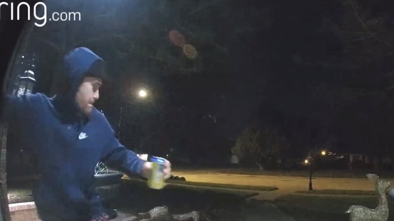 La policía de Amarillo está pidiendo a los residentes que ayuden a identificar a estos...