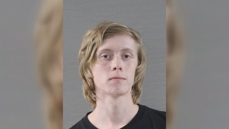 Garrett Daniel Keltner, de 24 años, enfrenta un cargo de homicidio en el condado de Randall...