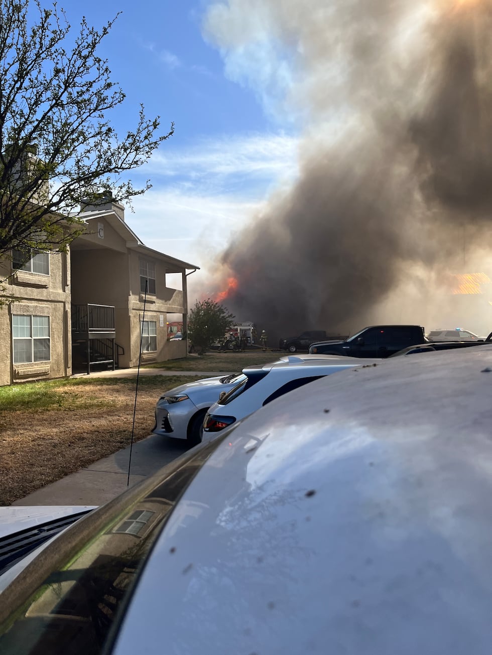 Crews responding to fire at Guymon apartment complex