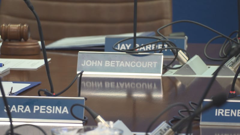 La Junta de Regentes de Amarillo College no tiene la capacidad de destituir oficialmente a un...