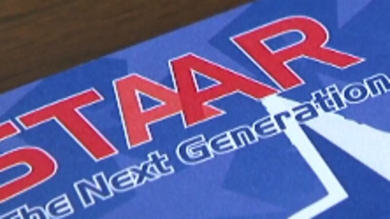 Sherrill dice que estas evaluaciones pondrían a prueba los estudiantes en el crecimiento en...