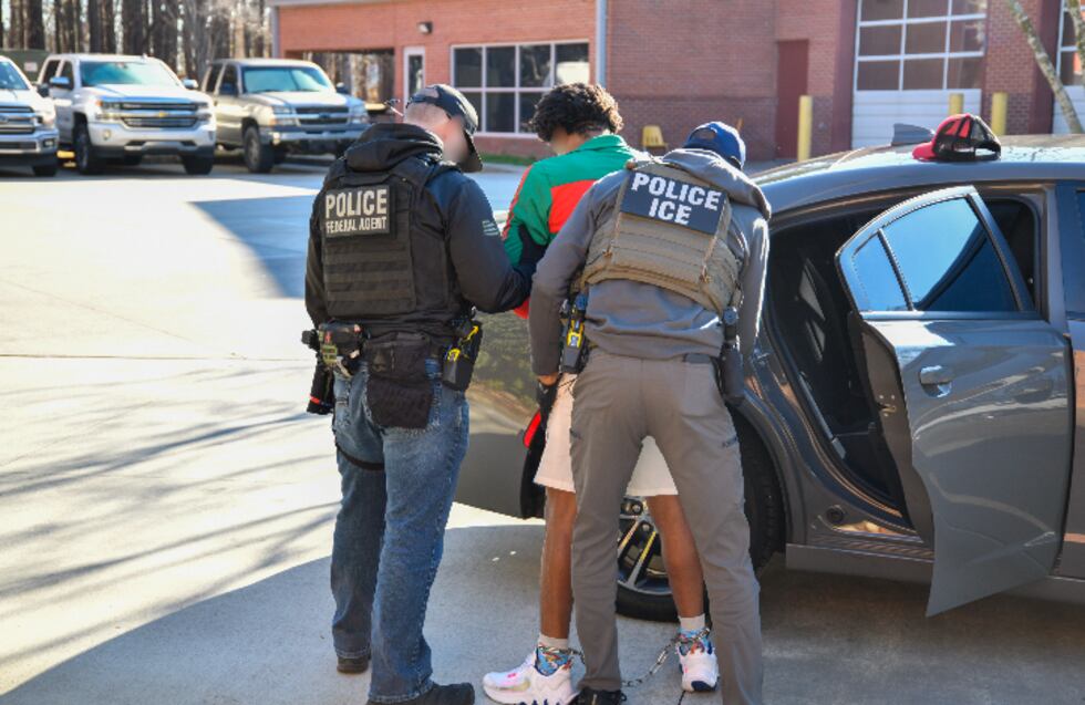 El FBI indicó que continúa brindado apoyo a los agentes de ICE.