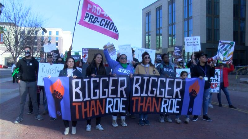 Mañana un juez federal en Amarillo estará preparando un caso de aborto con implicaciones a...