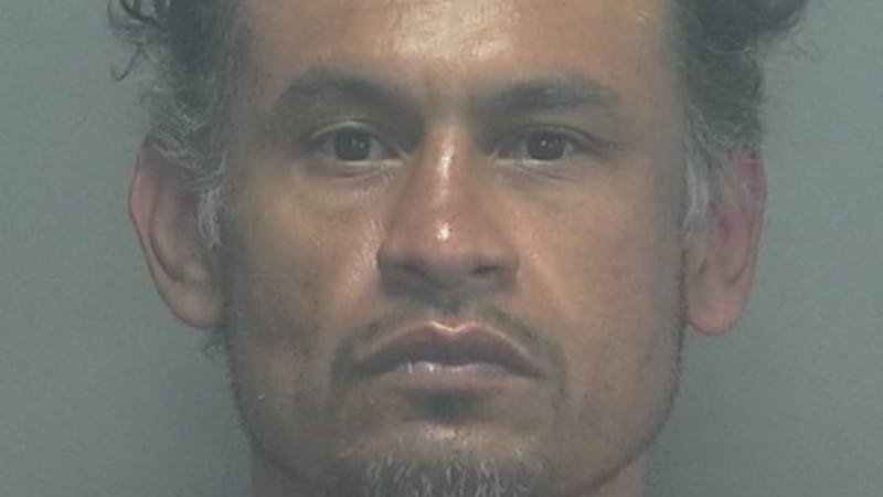 La policía informó que la mujer fue identificada como Faith Smith, de 31 años, de Colorado.