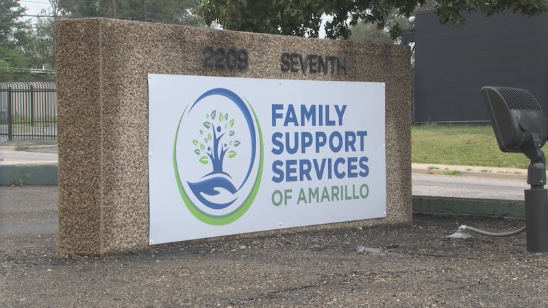 Si usted o un ser querido es víctima de violencia doméstica, visite los Servicios de Apoyo...