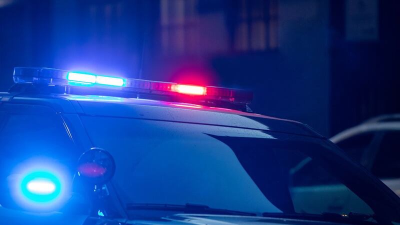 Hombre murió después de ser atropellado por un automóvil anoche en Amarillo Boulevard