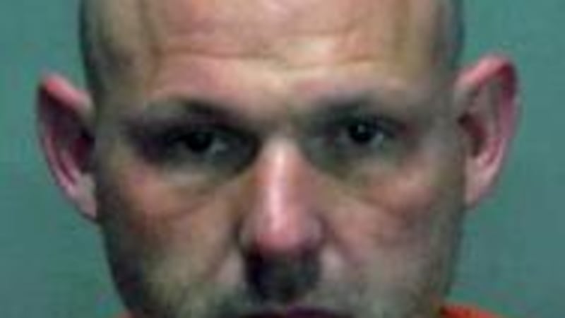 Si su información anónima conduce a su detención, podría ganar una recompensa de hasta $300...