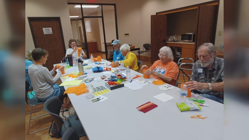 El programa “Memory Cafe” se puso en marcha el año pasado y ofrece a los residentes de edad...