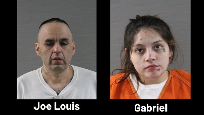 Durante el registro de la habitación del hotel, los agentes encontraron una bolsa de...