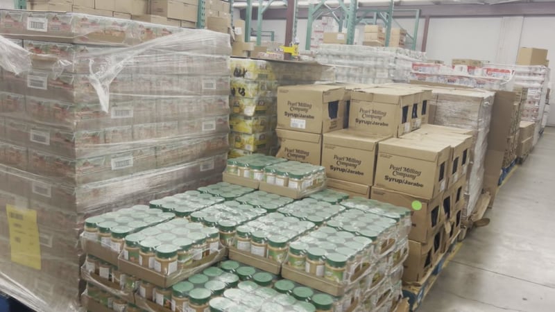 El gobernador Abbott ha vetado un programa destinado a ayudar a las familias a alimentar a sus...