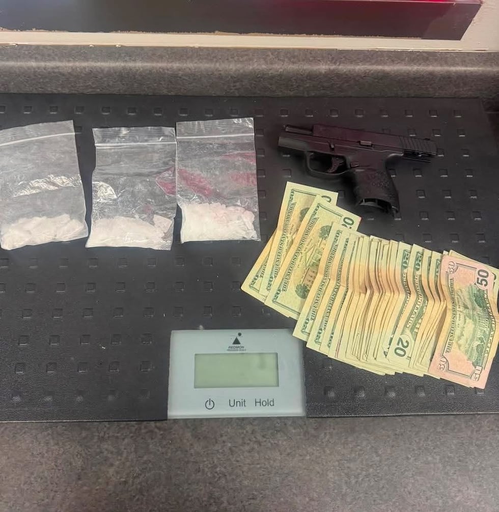 1 man facing gun, drug charges following traffic stop in Gray County