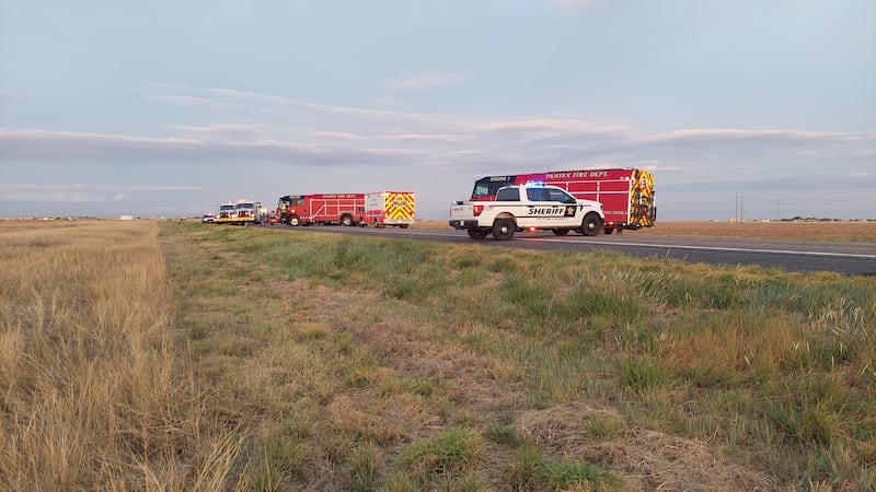 Tori Dakota Bunch, de 18 años, de Panhandle fue declarada muerta en el lugar del aacidente...