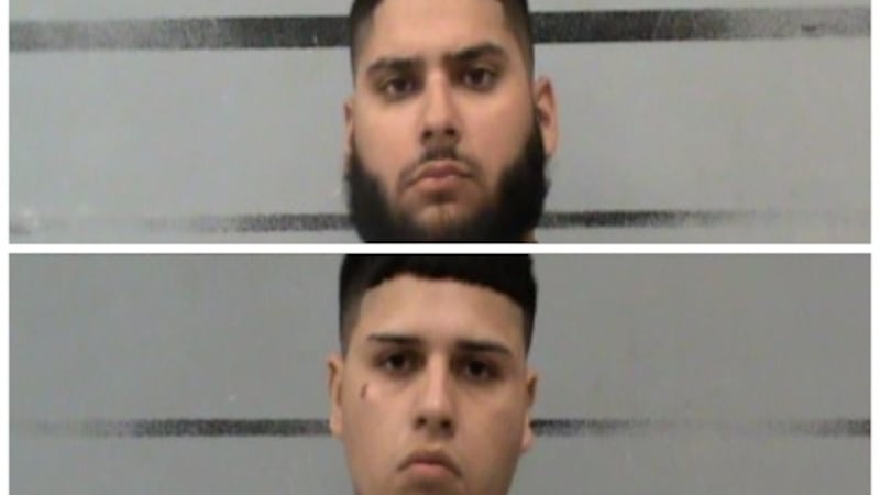 Rudy Redford, Jr. de 21 años (arriba) Saúl García, de 23 años (abajo)