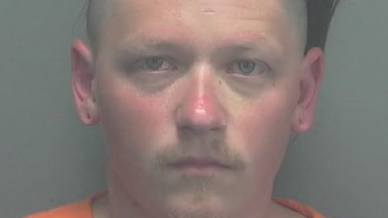 Hunter Alan Paslay, de 29 años, ha sido acusado de conducir bajo los efectos del alcohol tras...