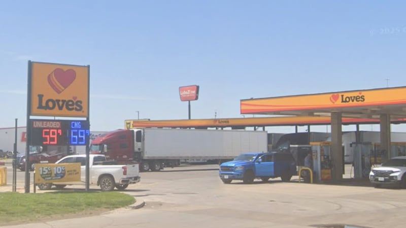 Un camionero que dio el primer puñetazo en un incidente de ira al volante se enfrenta ahora a...