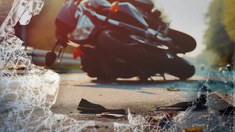 Dos personas mueren en un accidente de motocicleta en la 54ª y la calle Bell