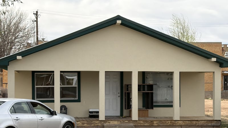 Michael McCray sufrió dos heridas de bala, hematomas en los pulmones y fracturas de costillas,...